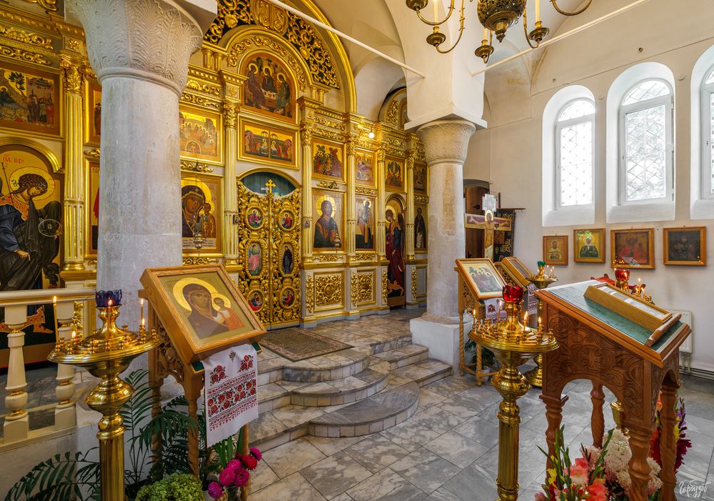 Интерьер церкви Троицы Живоначальной в Бёхово.