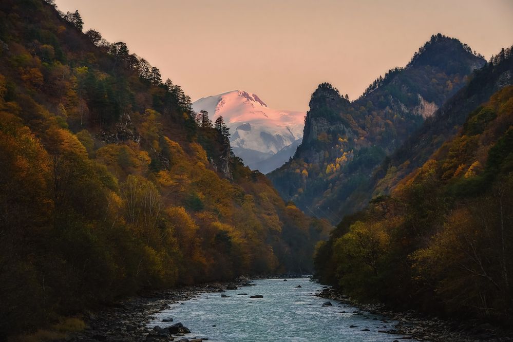 Осенний Эльбрус