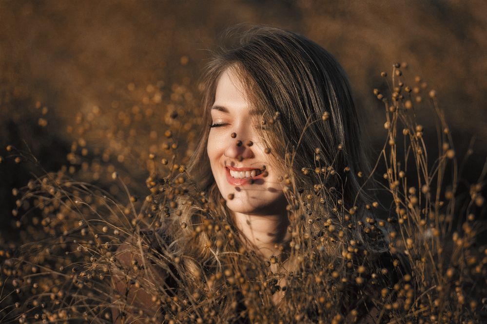 Катя в льняных полях