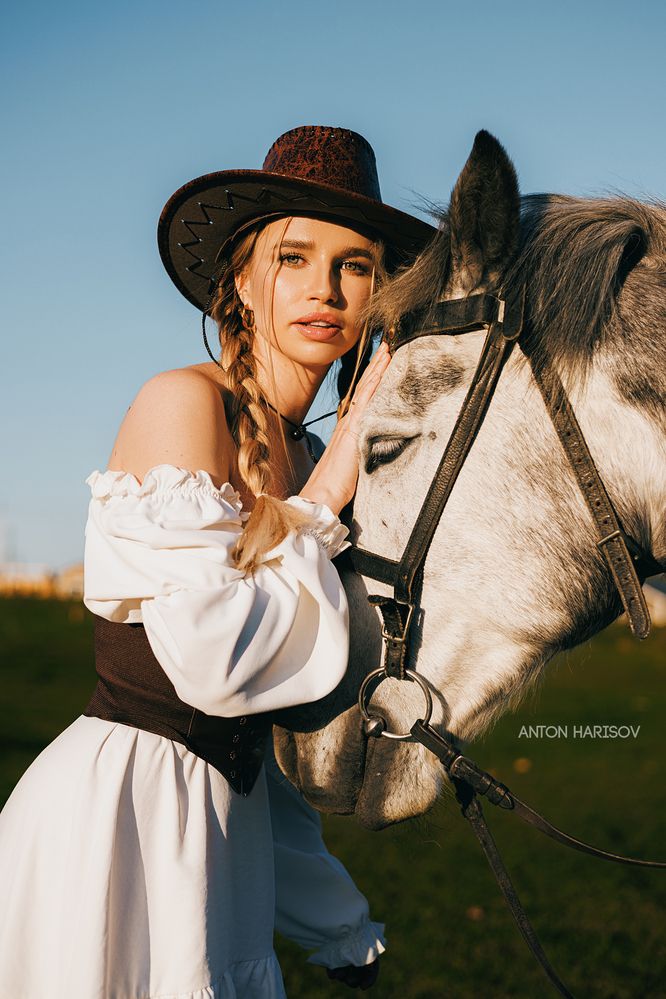 Катя