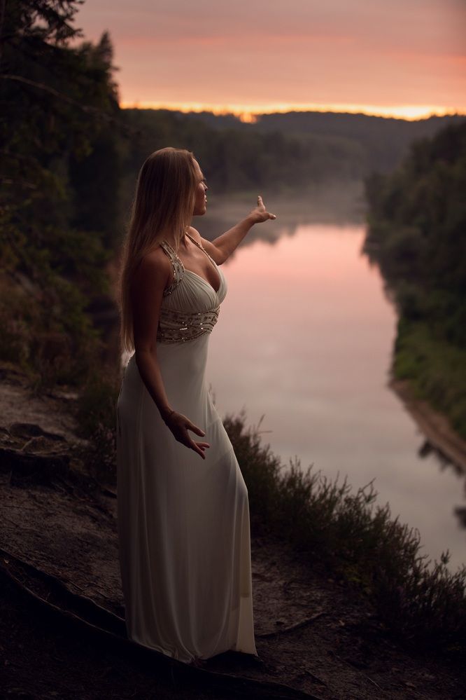 / There, where the light melts_______/