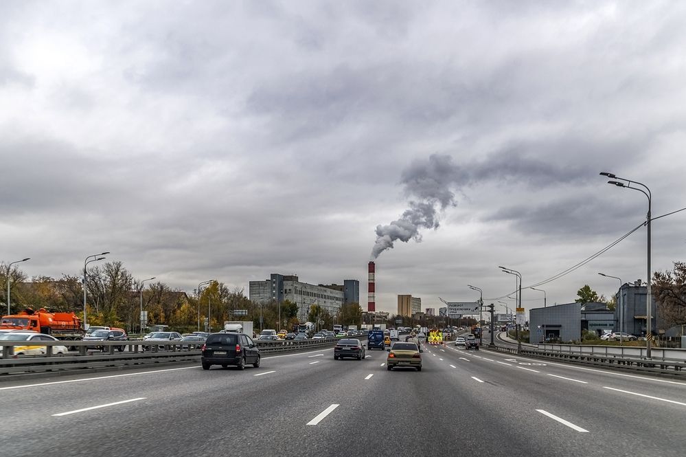 По Москве