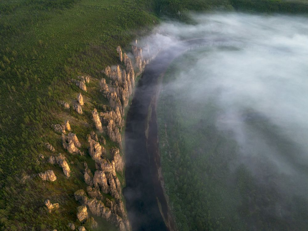 Красивая река
