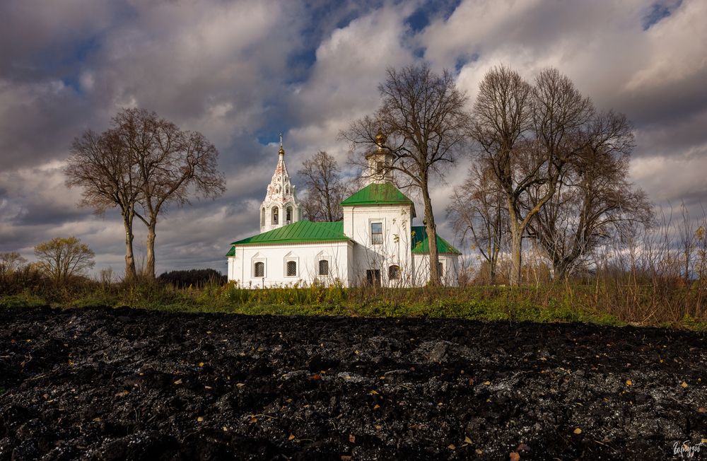 Церковь Николая Чудотворца в Панковичах. Тульская область.