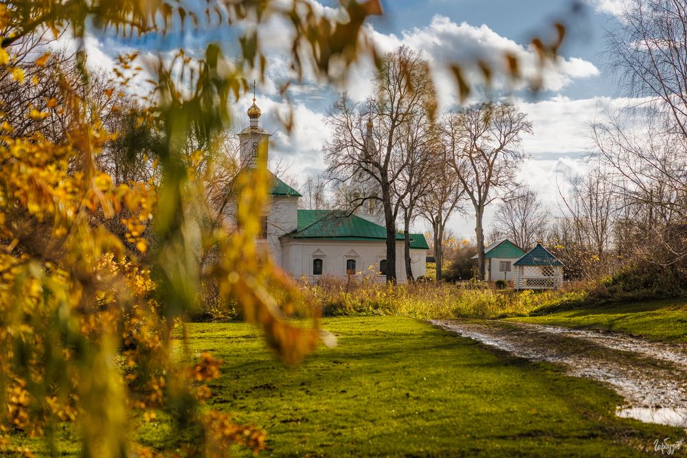 Церковь Николая Чудотворца в Панковичах. Тульская область.
