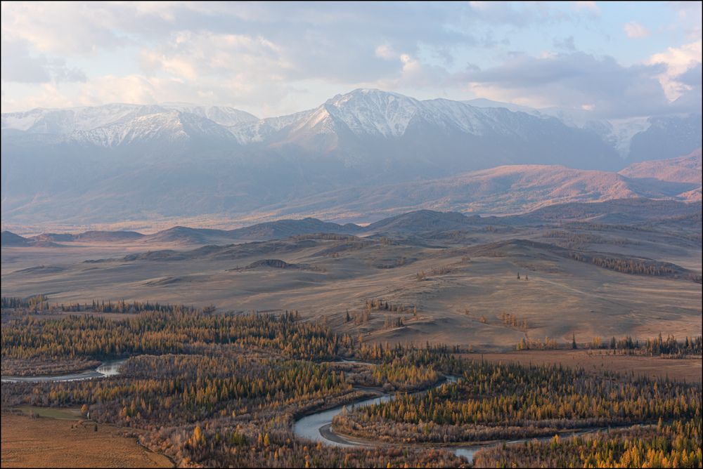 Утренняя дымка в предгорье