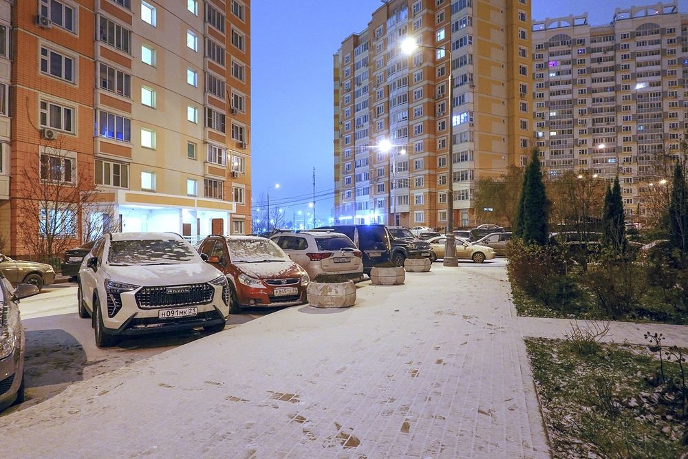 Опять зима заходила  в гости