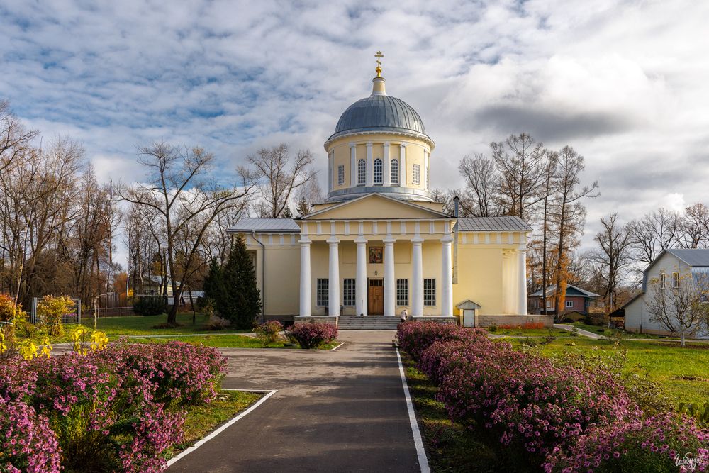 Усадьба Хомякова в Богучарово. Тульская область.