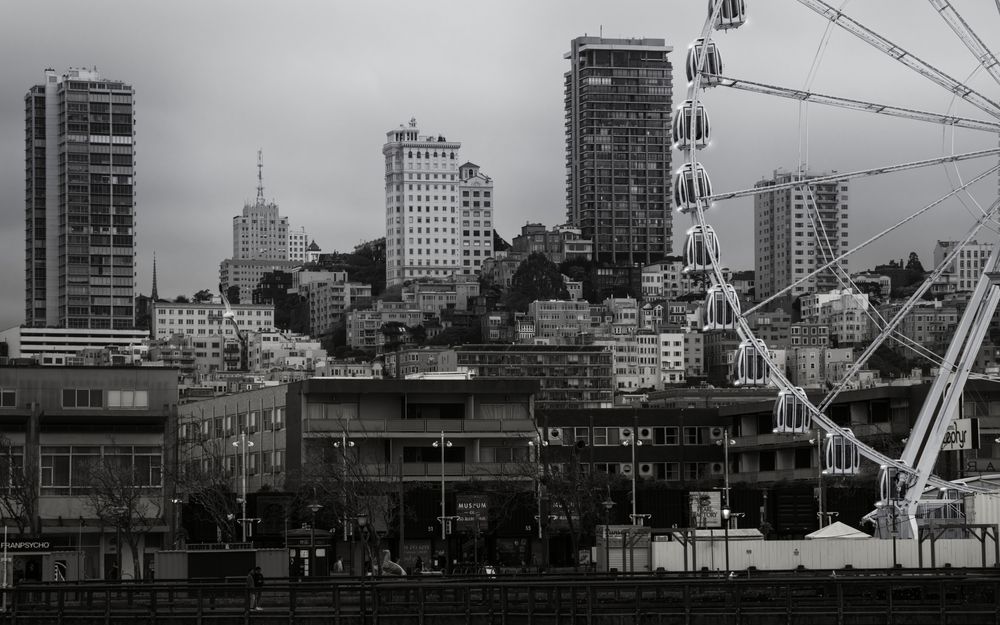 Urban contrast VIII
