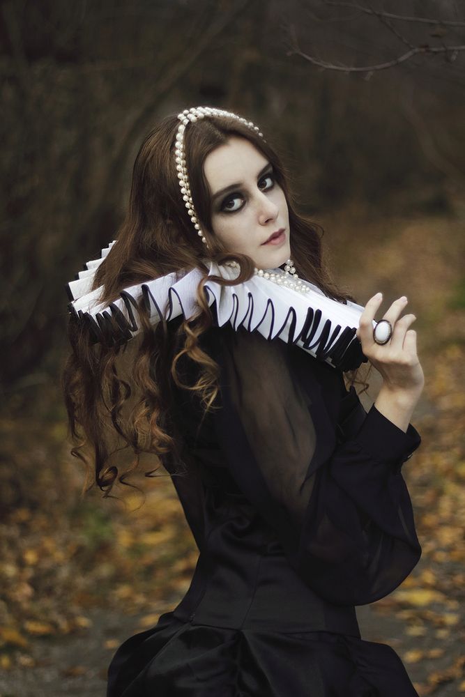 Gothic shadow