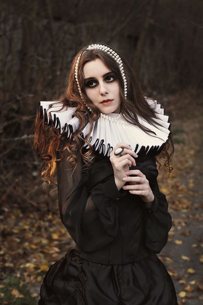 Gothic shadow