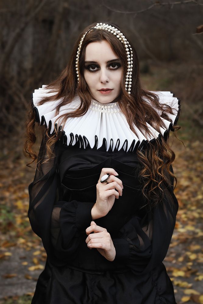 Gothic shadow