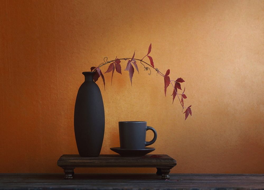Фантазия с листьями и оттенками цвета.. Fantasy with leaves and shades of color..