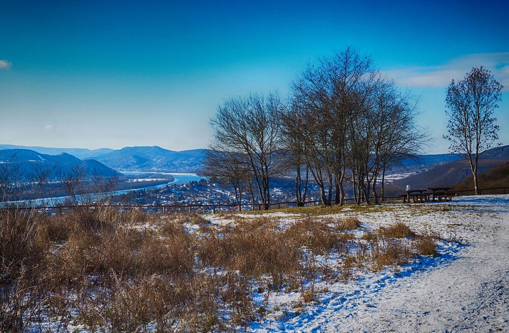 Winter in Dunakanyar