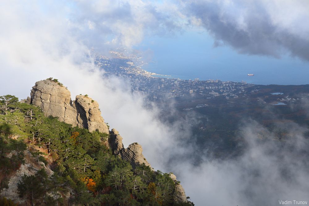 Таракташские скалы, Ялта