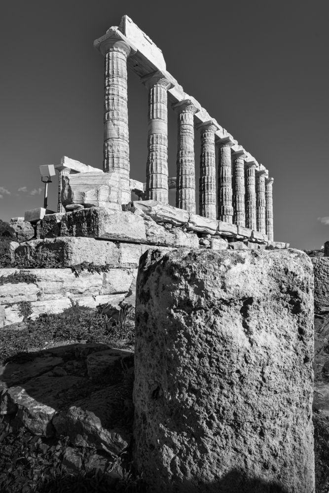 Temple of Poseidon7 b&w