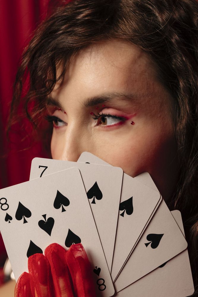 Фотопроект \"Hearts, Diamonds, Clubs, Spades\".