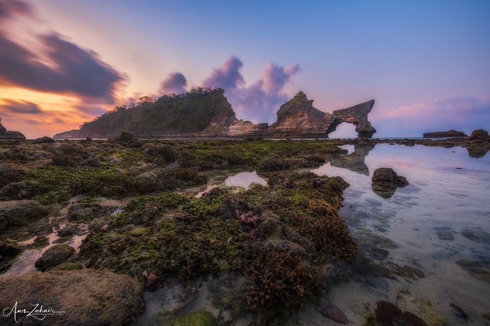 Atuh beach