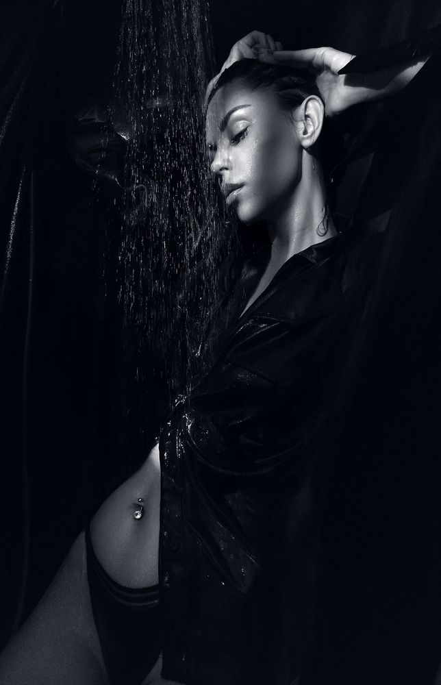 di black