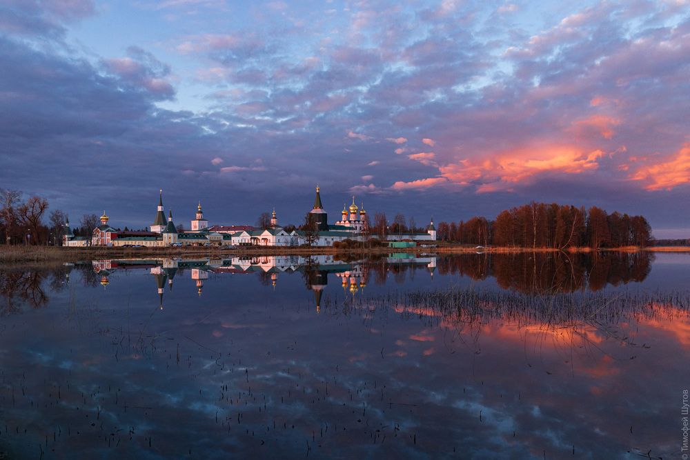 Вечер. Иверский монастырь, Валдай