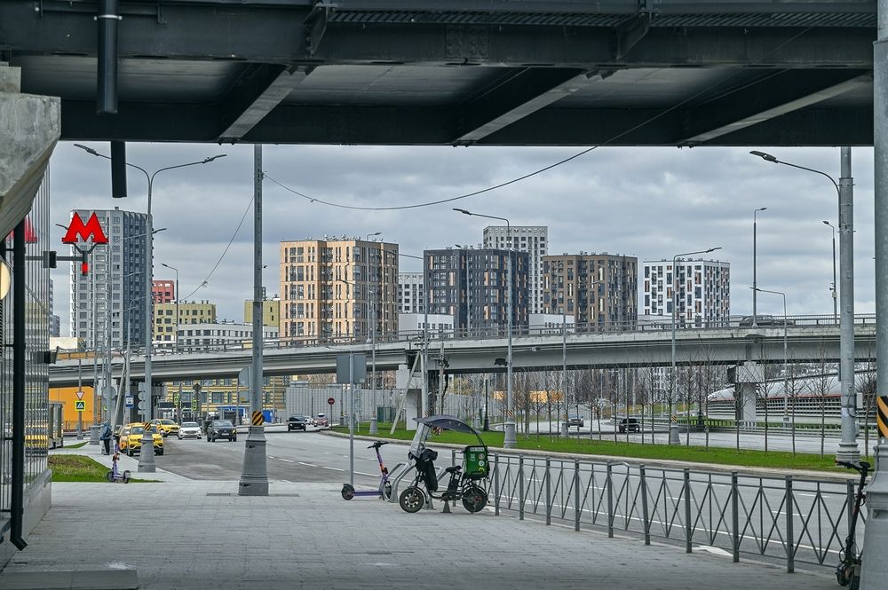У станции метро \"Потапово\"