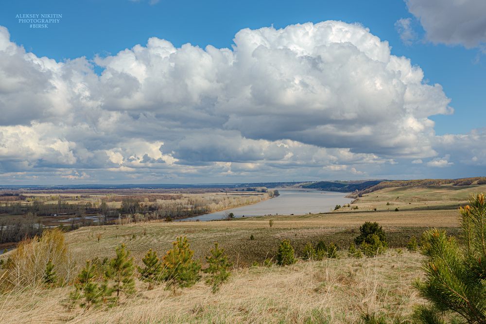 В конце апреля, река Белая, Бирский р-н, Башкирия.