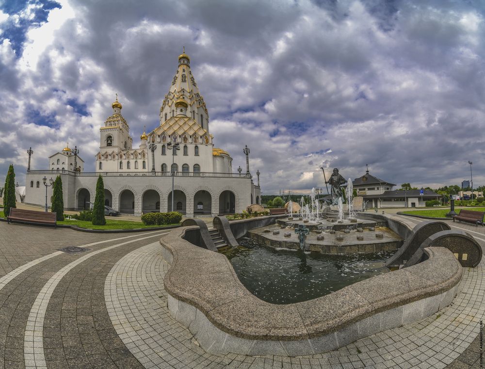 Храм всех святых