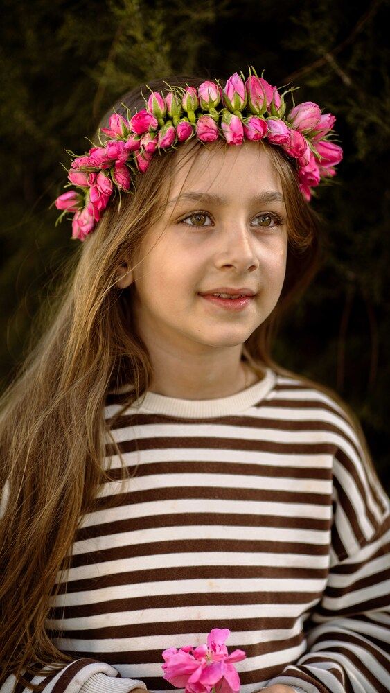 girl with flower ring