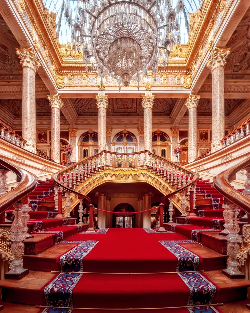 Хрустальная лестница. Дворец Долмабахче | Dolmabahce Palace