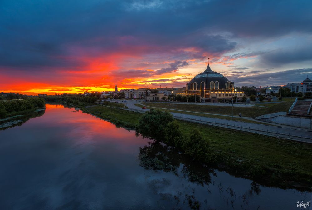 Красное небо над Тулой