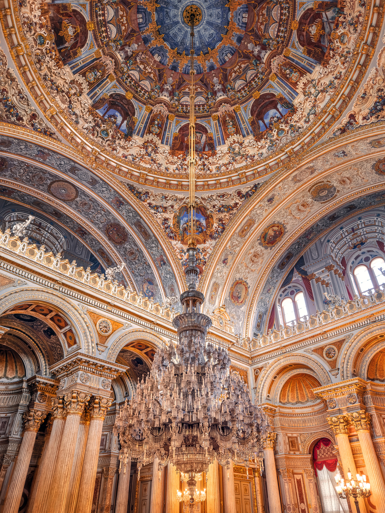 Церемониальный зал дворца Долмабахче | Dolmabahce Palace Ceremonial Hall (Muayede Salonu)