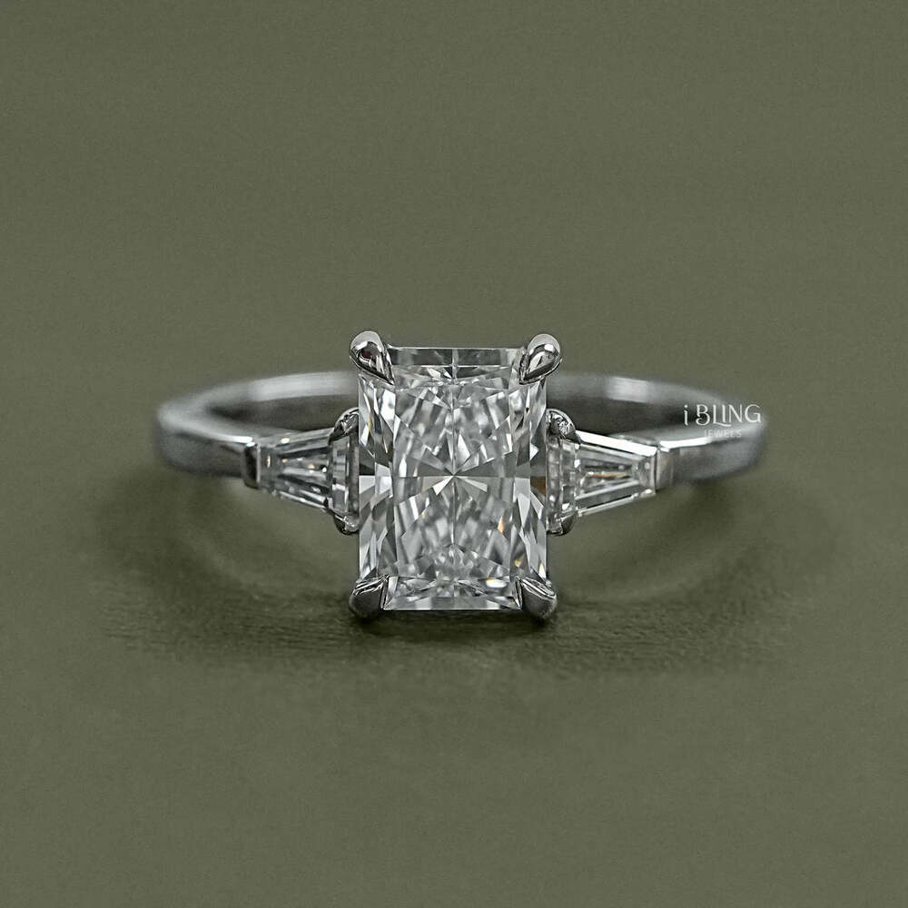 Radiant Diamond Engagement Rings