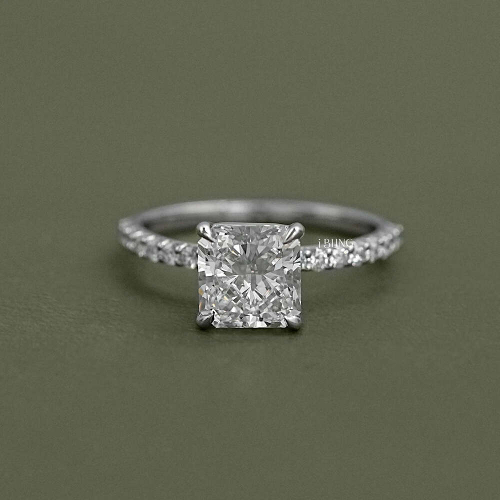 Radiant Diamond Engagement Rings
