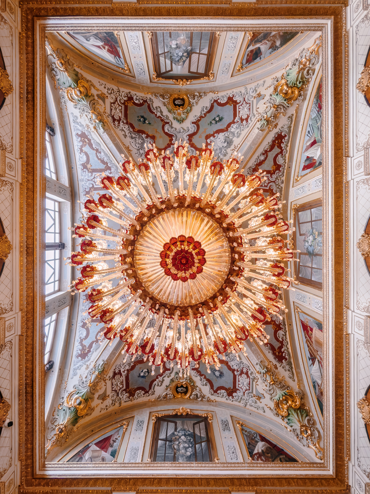 Лестница халифа во дворце Долмабахче | Dolmabahce Palace