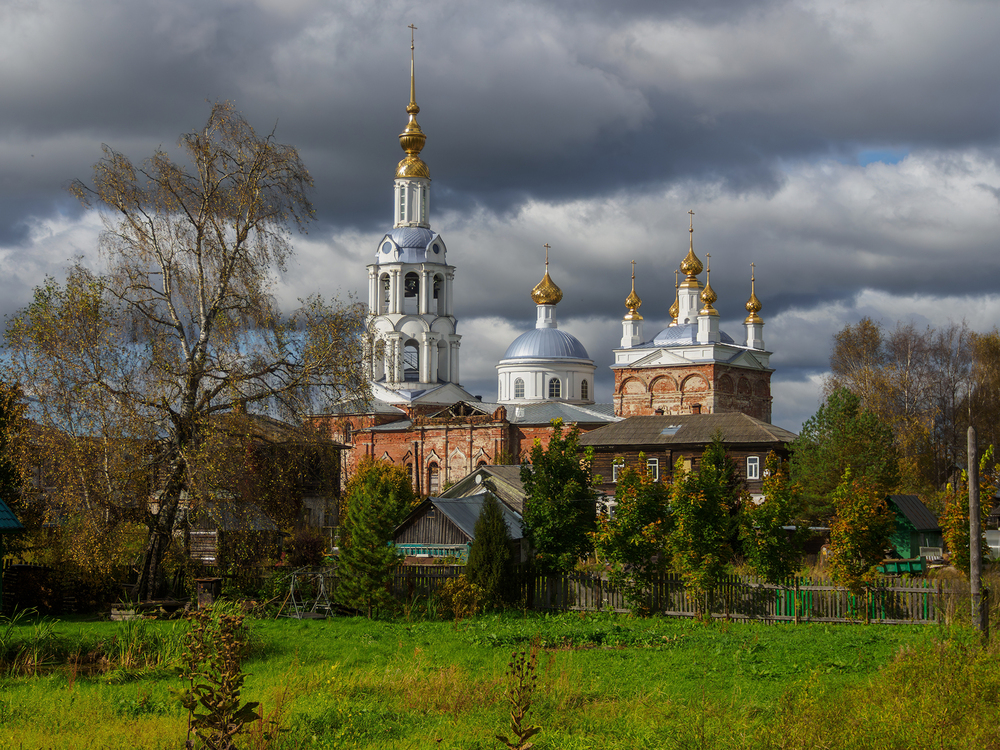 Сентябрьская прогулка по селу Заозерье.
