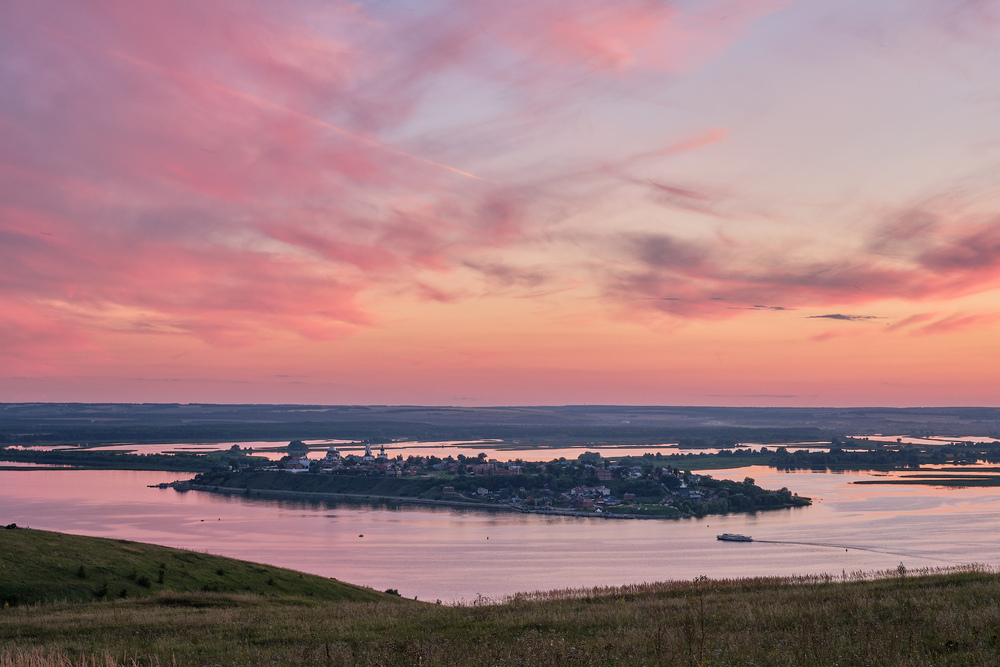 Закат на Свияжских холмах