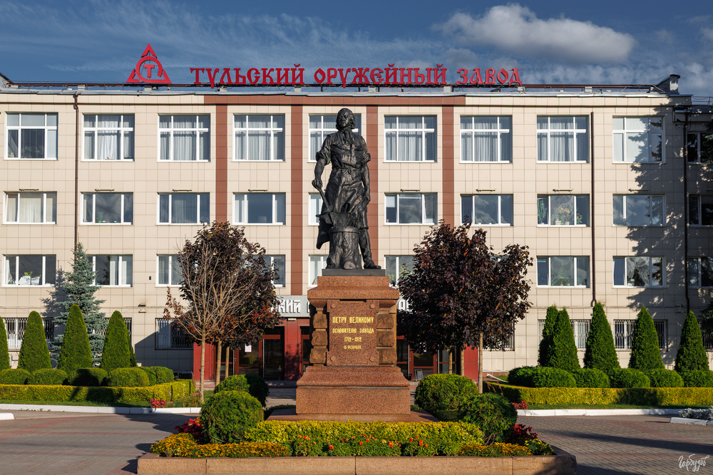 Памятник Петру Первому в Туле