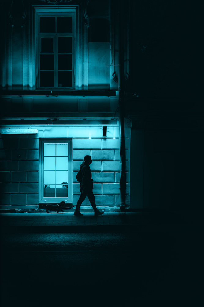 Geometry of solitude