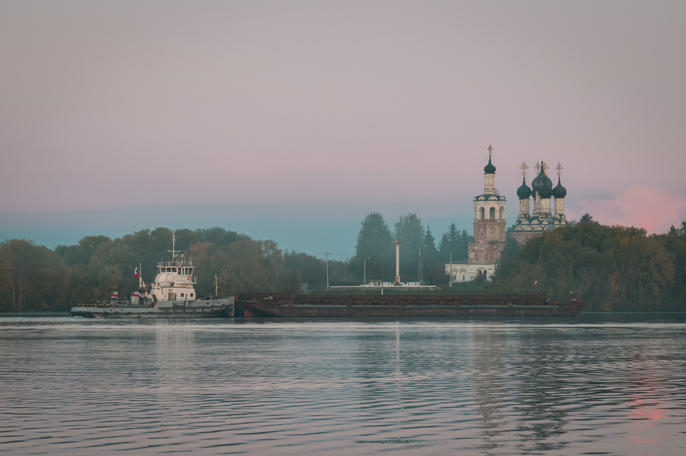 Страж над рекой