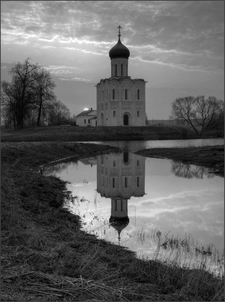 ЧБ вариант...