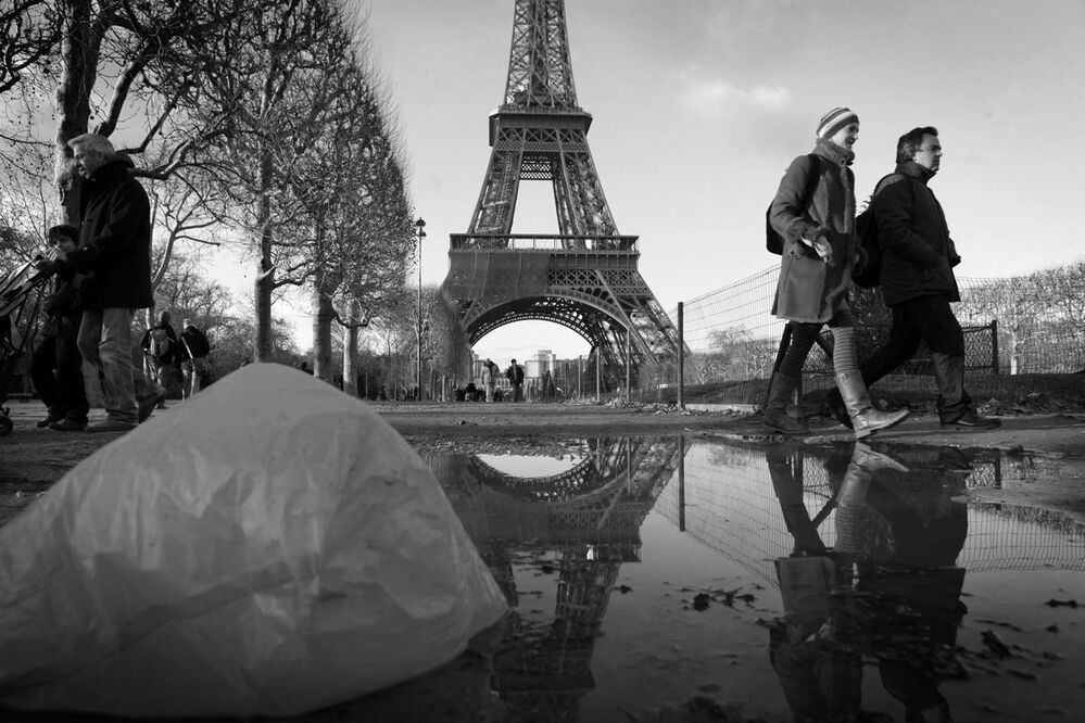 Reportage from Paris