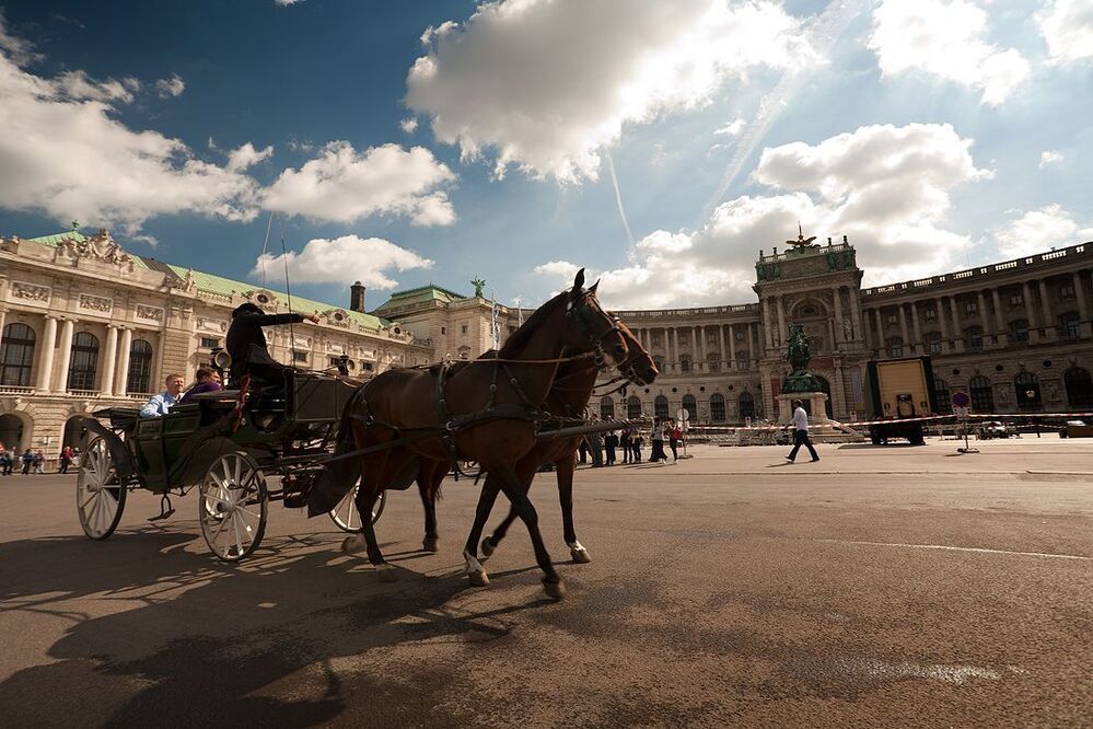 Heldenplatz