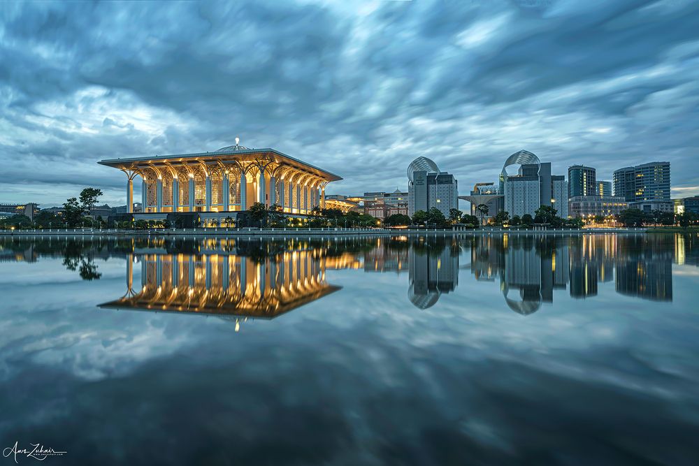 Masjid Tuanku Mizan Zainal Abdin