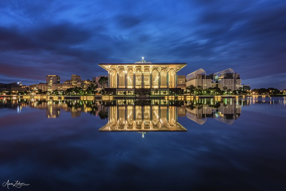 Masjid Tuanku Mizan Zainal Abdin