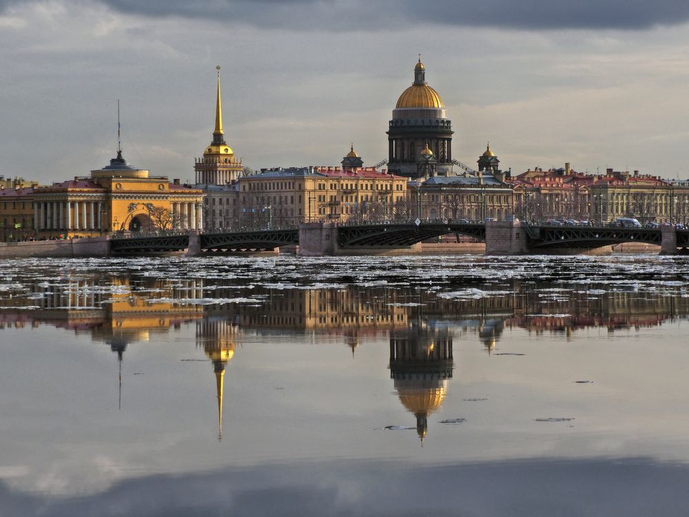 В городе весна