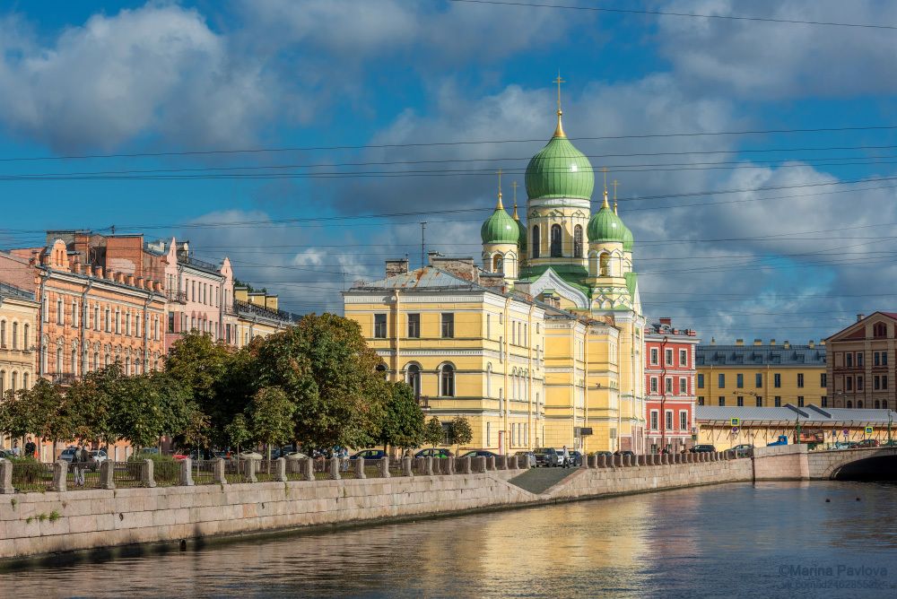 Свято - Исидоровская церковь.Осенний Петербург