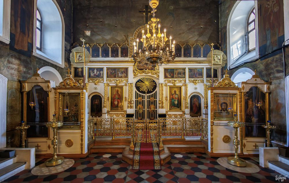 Никольская церковь в Кочаках &mdash; храм, где крестили Льва Толстого