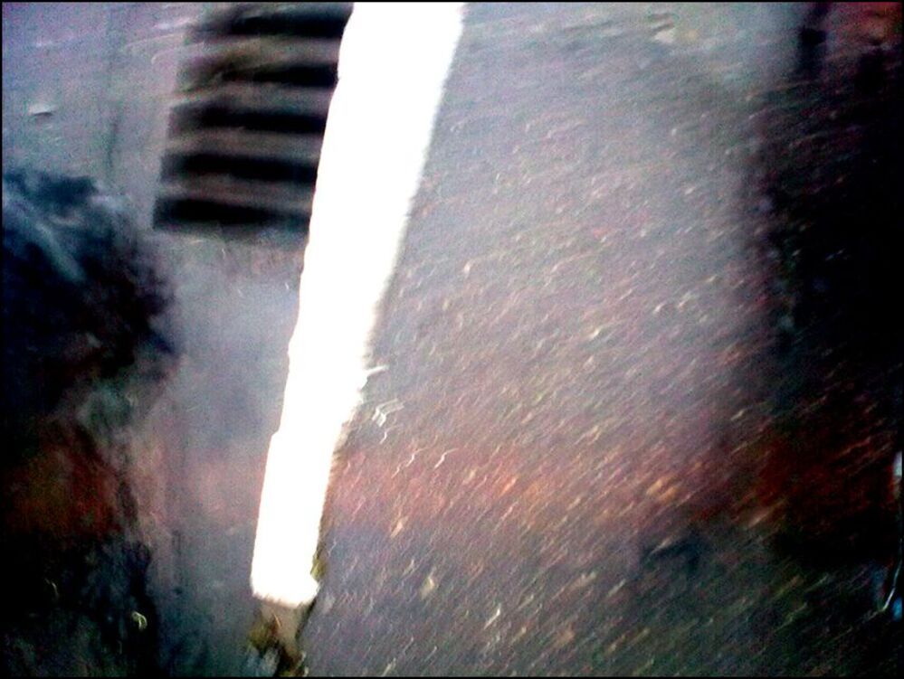я смотрю в темноту