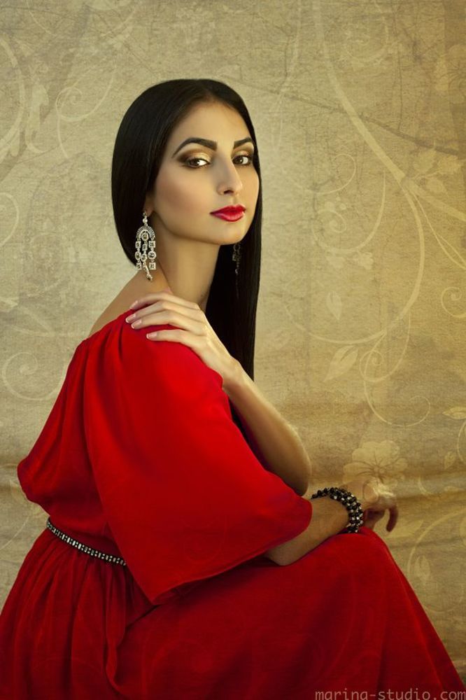 Lady in red