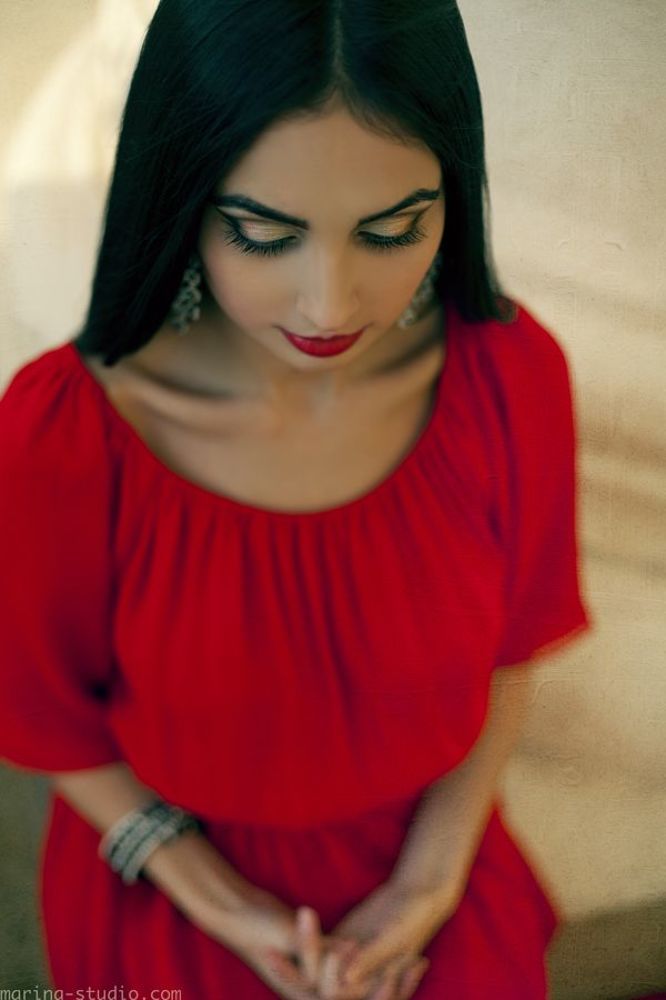Lady in red